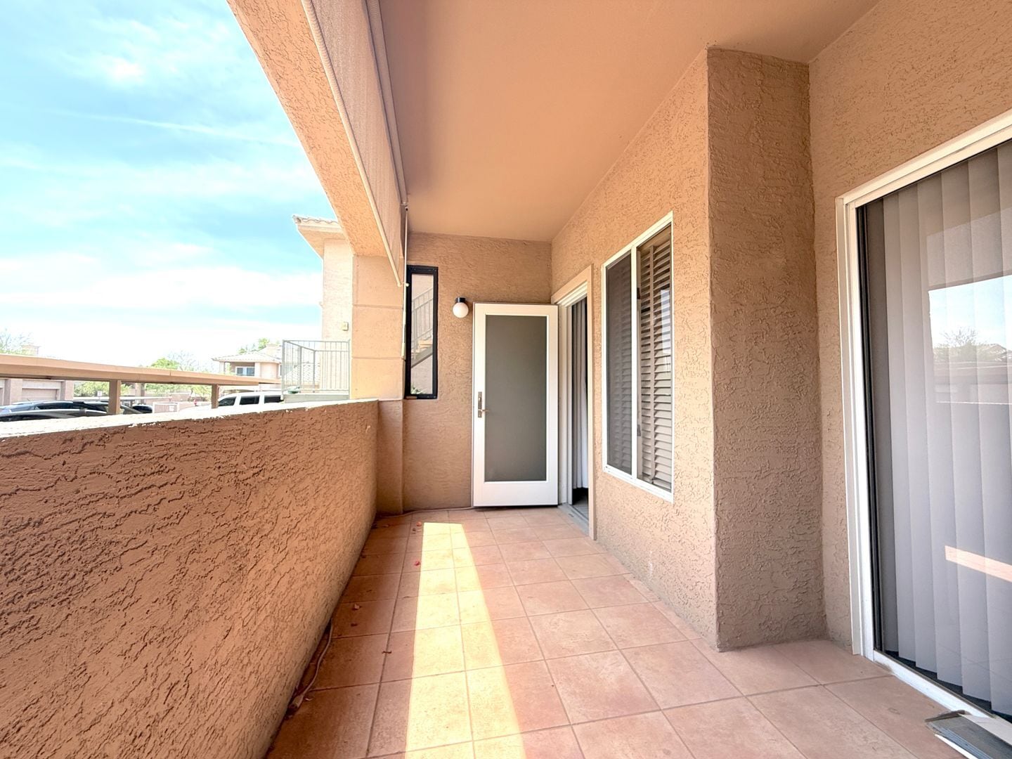 Building Photo - 16013 S Desert Foothills Pky