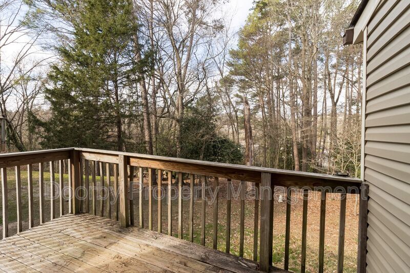 Building Photo - 311 Gardner St