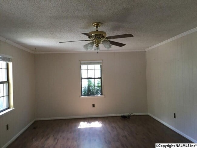 Building Photo - HOME FOR RENT IN ARAB!