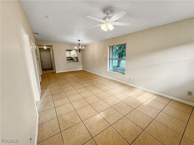 Building Photo - 1321 SE 8th Ave