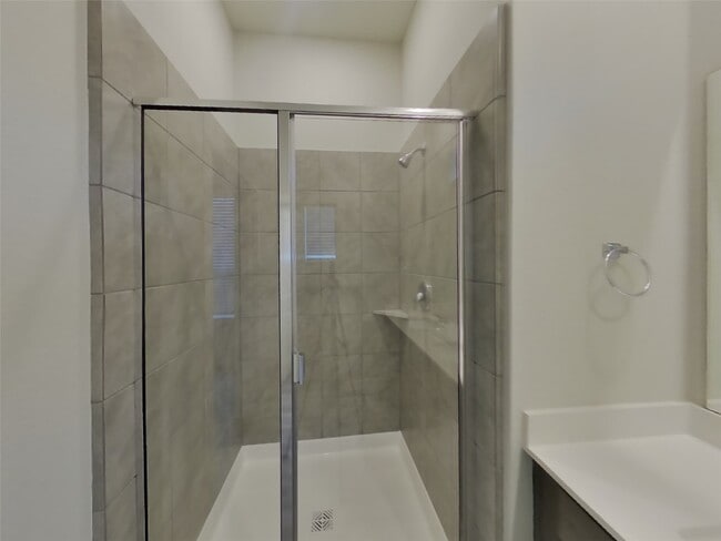 Building Photo - 9835 Willow Creek Commerce Dr