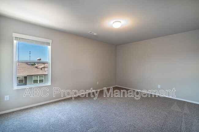 Building Photo - 1751 Eveningshade Ln
