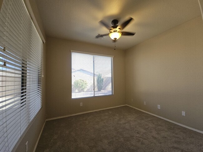 Building Photo - San Tan Valley Home in the Popular Johnson...