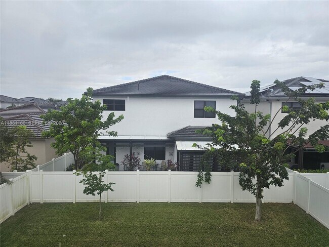 Building Photo - 4578 SW 174th Ave