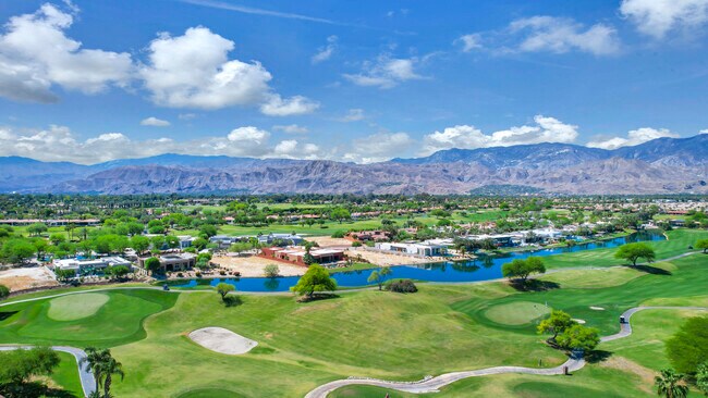 Building Photo - 267 Loch Lomond Rd