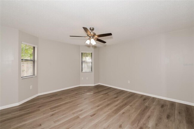 Building Photo - 8416 Cypress Lake Cir