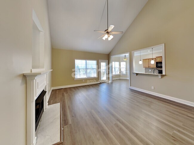 Building Photo - 4127 Lazarus Way