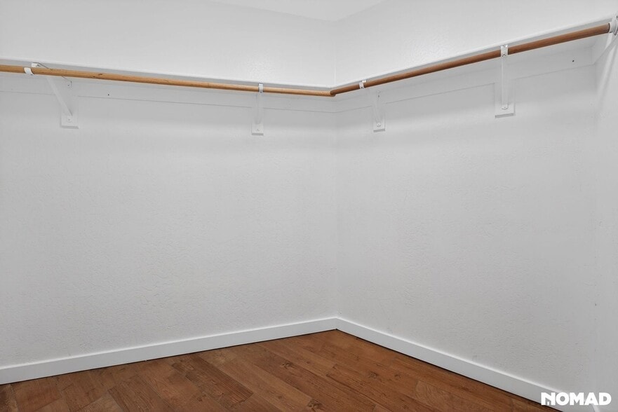 Building Photo - 302 N Cameron St