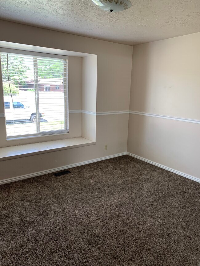 Building Photo - 4632 S 1025 W