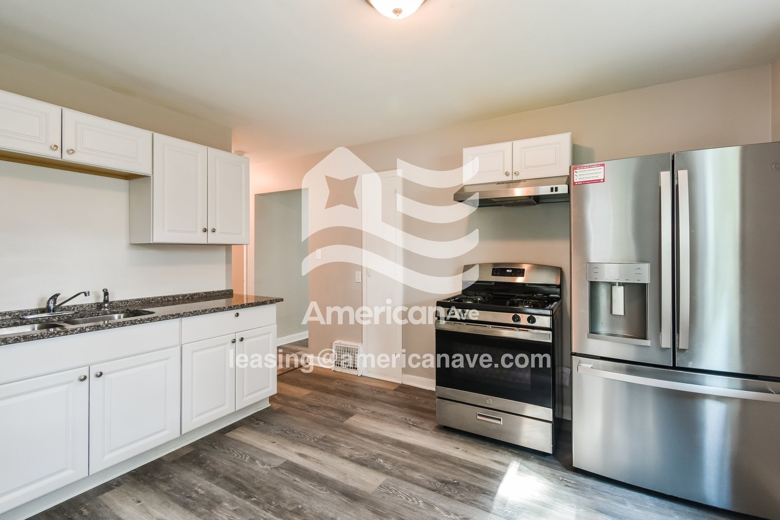 Building Photo - 3155 N 42nd St