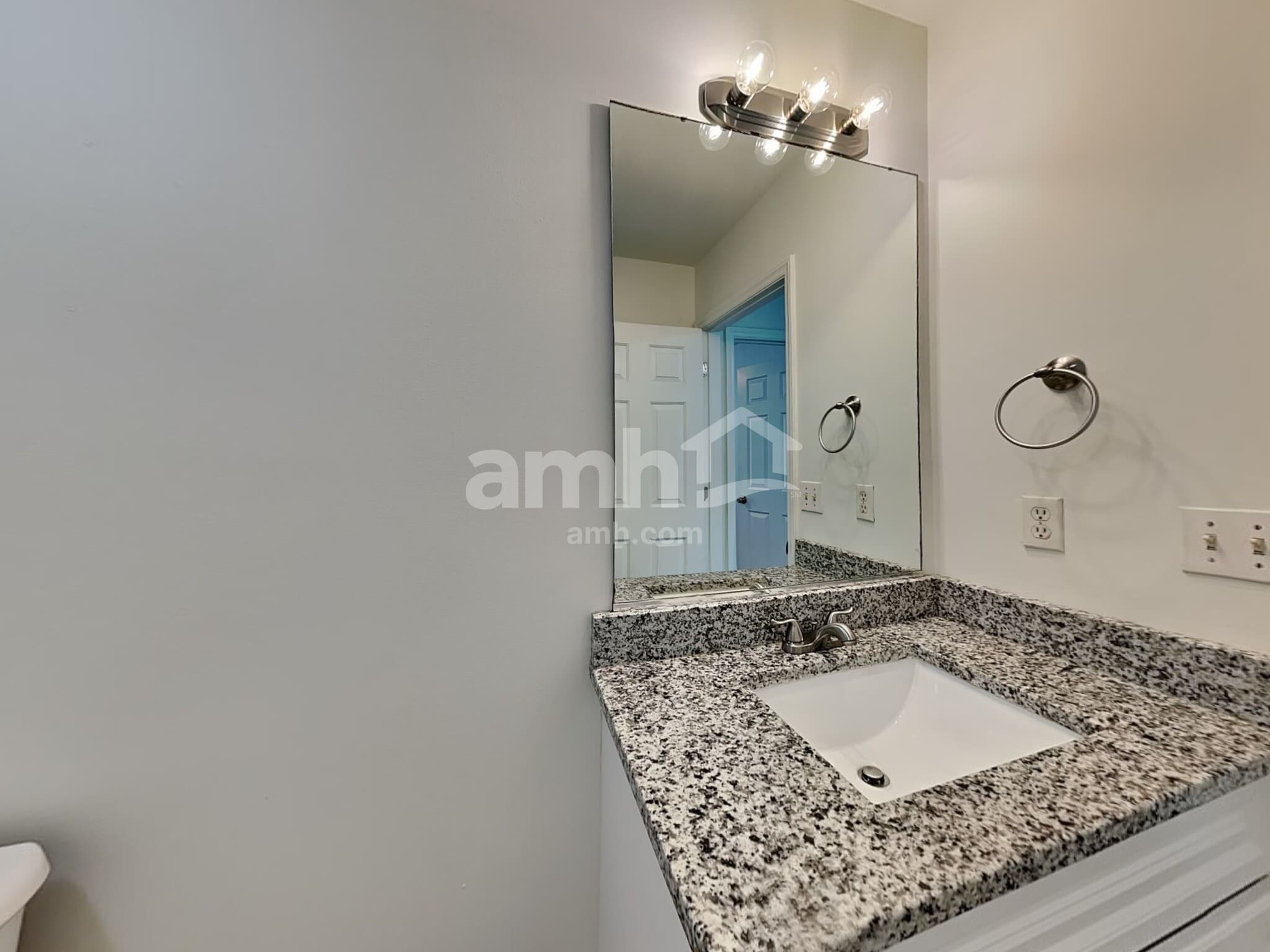 Building Photo - 2307 Sidney Porter Dr