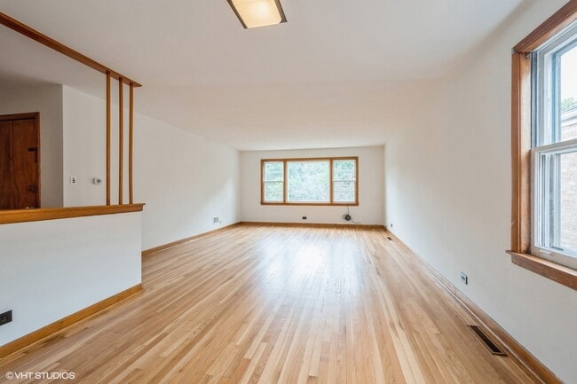 Building Photo - 339 Sherman Ave