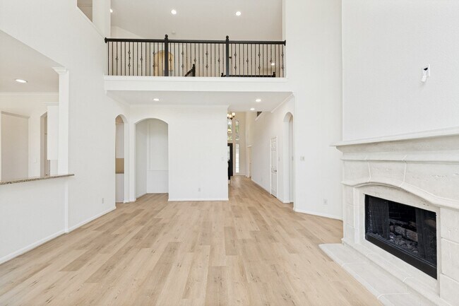 Building Photo - 9318 Rainbluff Ln