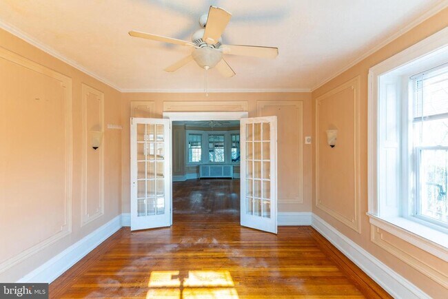 Building Photo - 2216 Georges Ln