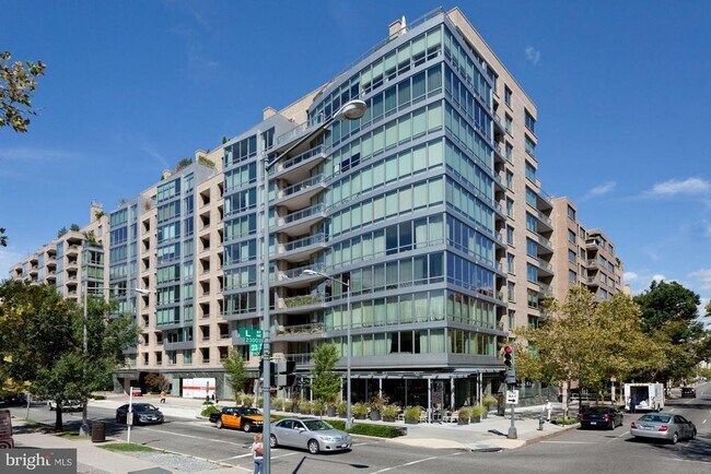 Primary Photo - 1155 23rd St NW