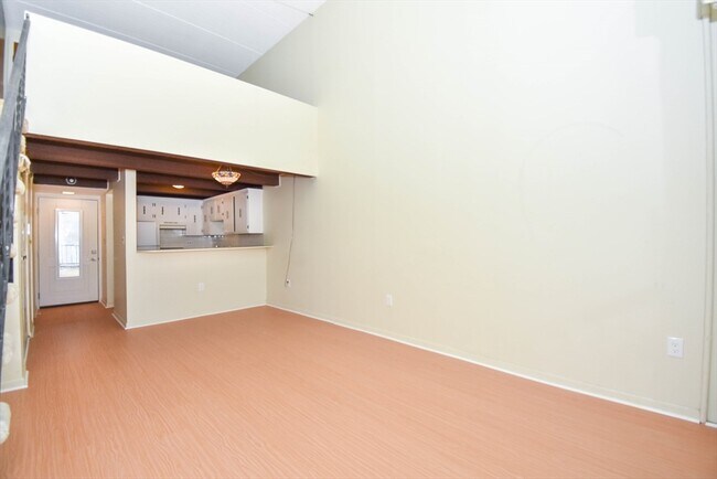 Building Photo - 993 Massachusetts Ave