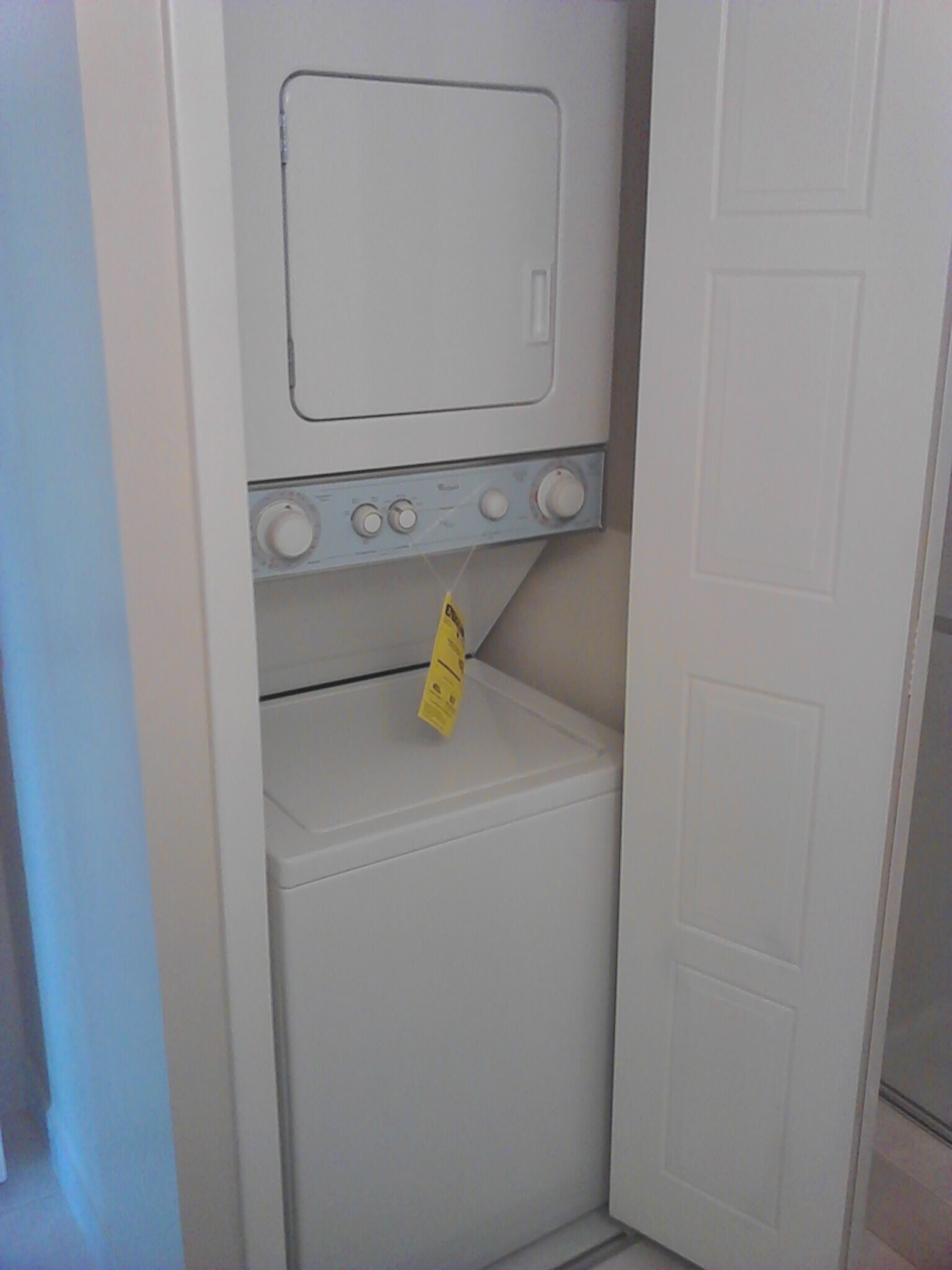 Building Photo - 357 Lakeview Dr