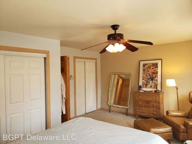 Building Photo - 2 br, 1 bath House - 3429 California Av