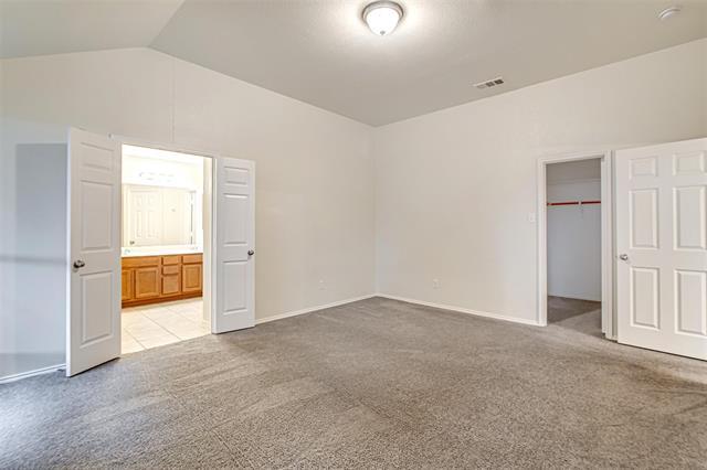 Building Photo - 4011 Alamo Dr