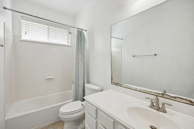 Building Photo - 18126 Rustic Brook Ct