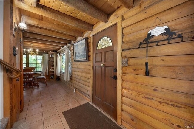 Building Photo - 2712 Tirol Dr