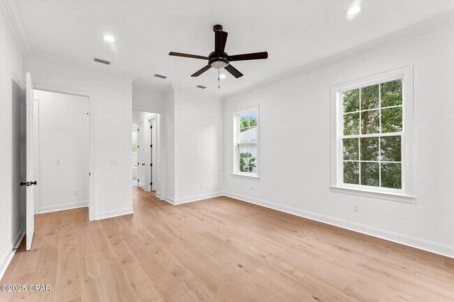 Building Photo - 3500 Fox Run Blvd