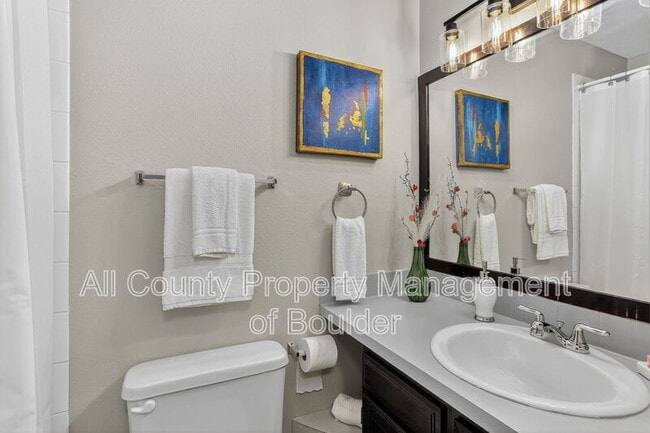 Building Photo - 2865 Sundown Ln