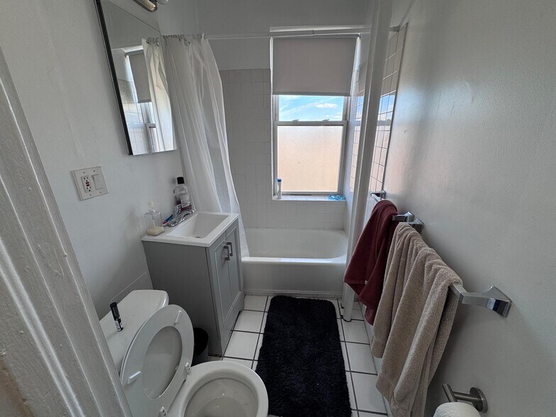 Building Photo - 100 Brainerd Rd