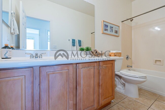Building Photo - 39718 N Rolling Green Way