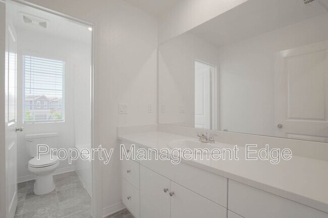 Building Photo - 30128 Bonita Spgs St