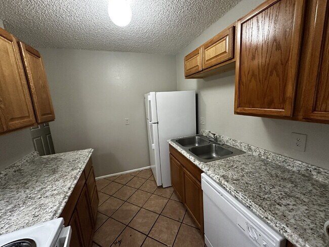 Building Photo - 1275 Wolff St