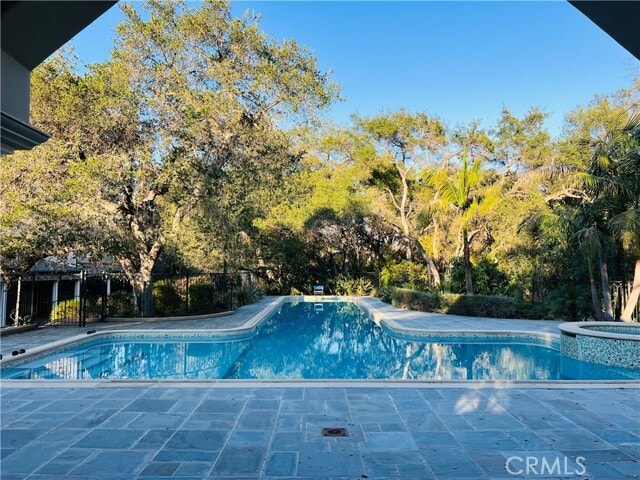 Building Photo - 4110 Woodleigh Ln