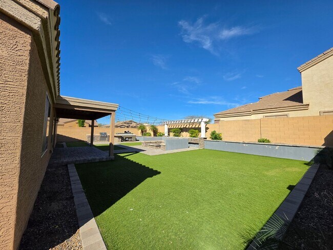 Building Photo - 3924 N Wicca Way