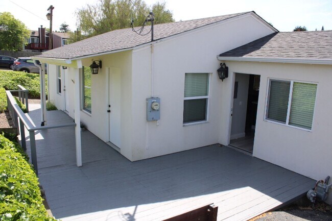 Building Photo - 2680 Appian Way