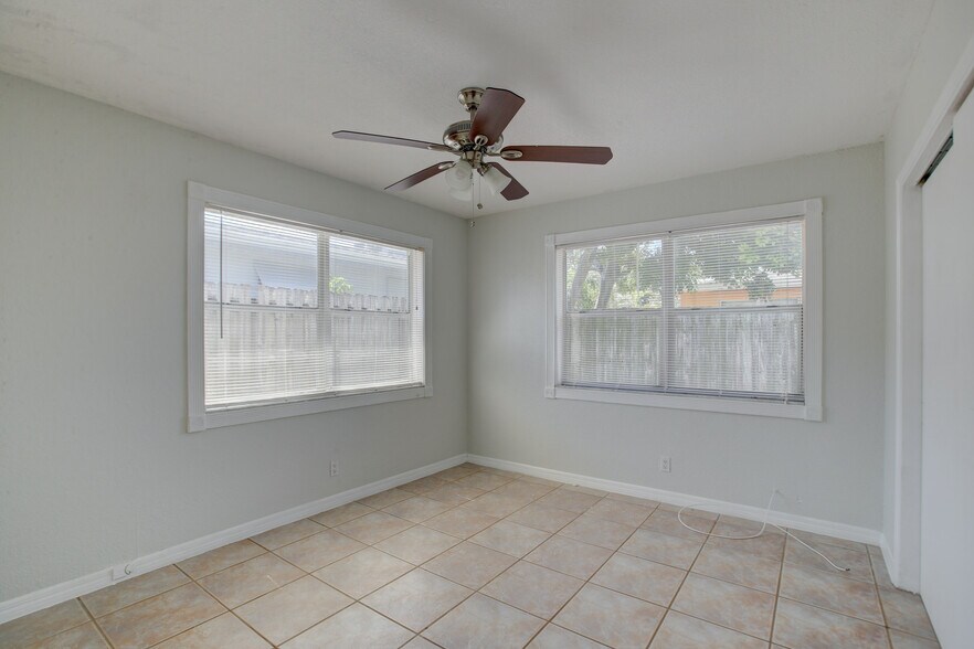 Bedroom 1 - 604 NE 12th Ave