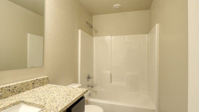 Building Photo - Spacious Single-Family Home Available Now!