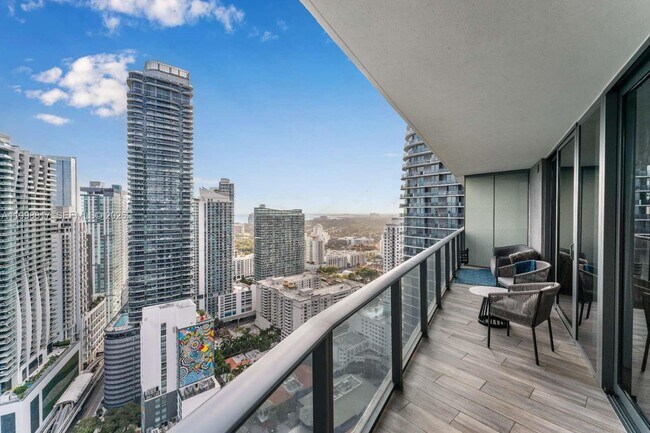 Building Photo - 801 S Miami Ave