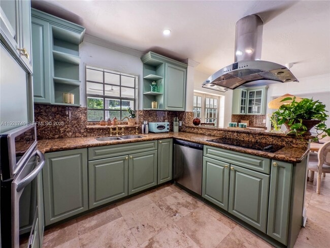 Building Photo - 730 SW 80th St