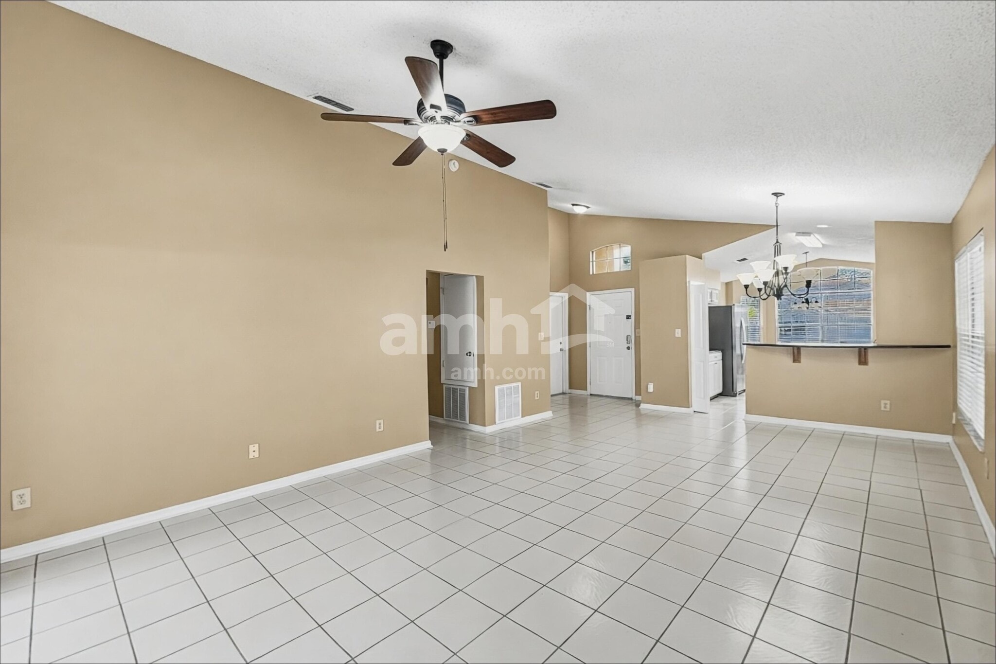 Building Photo - 1428 Abberton Dr