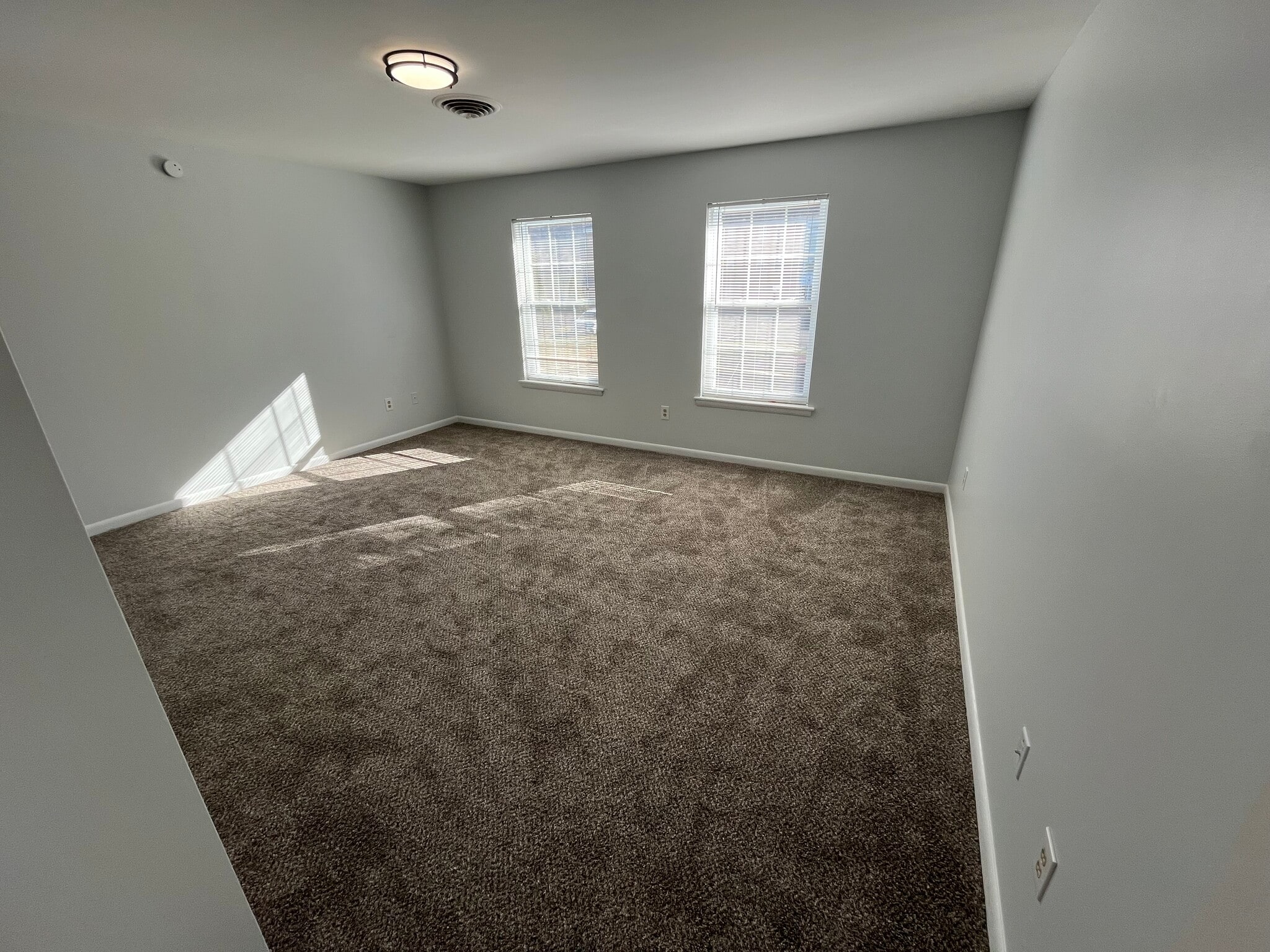 Master bedroom - 2102 Stephenson Ave SW