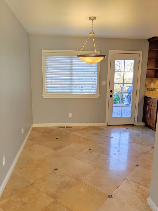 Dining Room - 2418 Villanova Rd