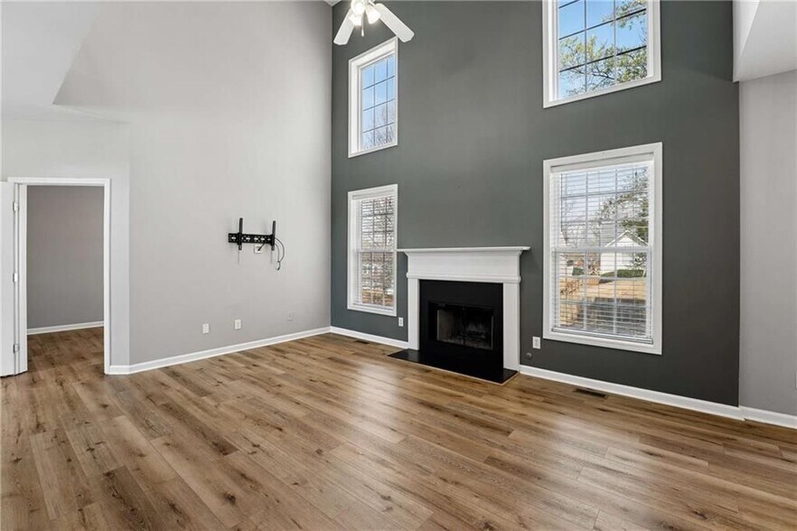 Building Photo - 1304 Kirkwood Ln