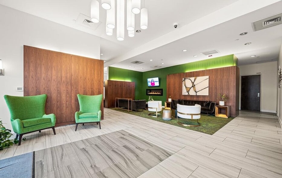 Building Photo - 530 Harlan Blvd