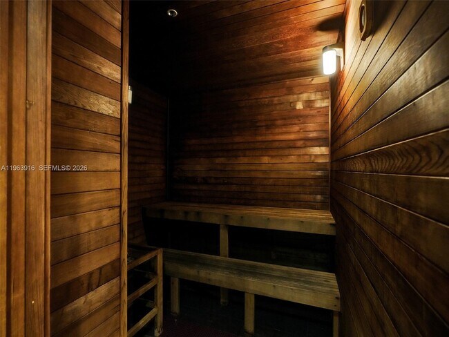 Building Photo - 300 S Biscayne Blvd