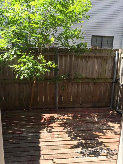 Building Photo - NEAR CAMPUS | NICE SKYLIGHT AND PATIO