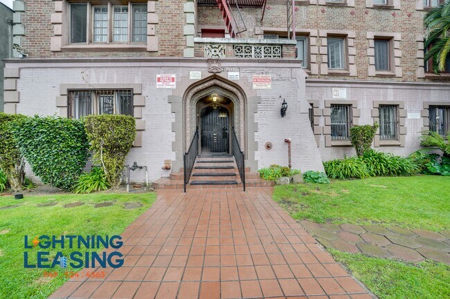 Building Photo - 1516 S Wilton Pl