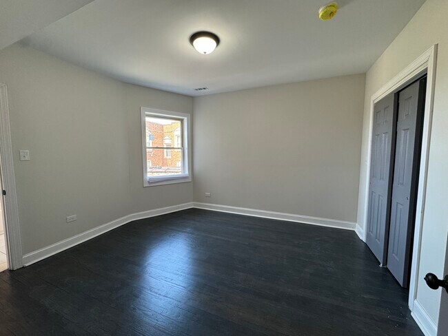 Building Photo - 7730 S Cornell Ave