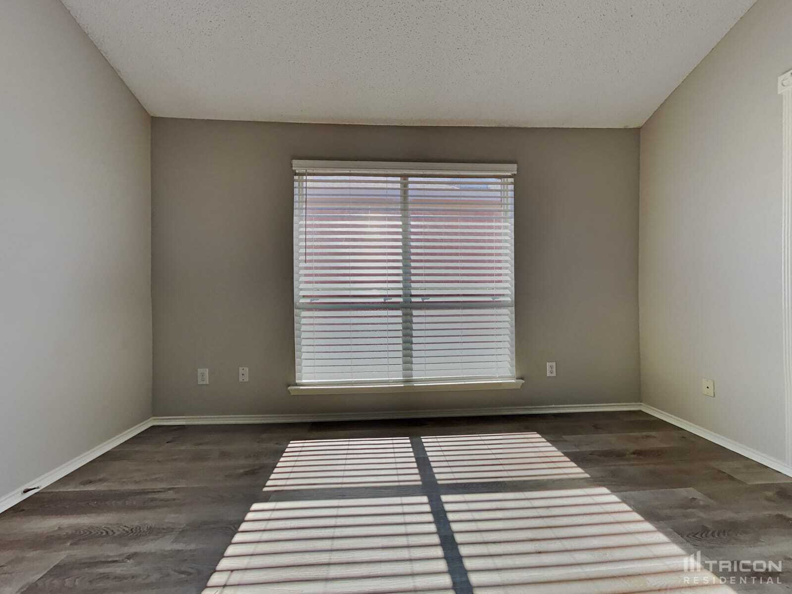 Building Photo - 2637 Ensenada Ln