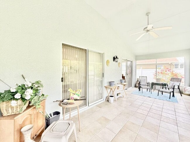 Building Photo - 854 Addison Dr NE