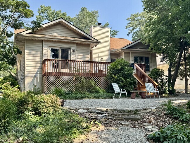 Building Photo - 116 Agoli Way